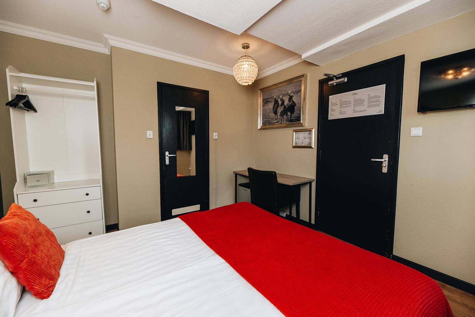 Hotel Renesse Exteriör bild
